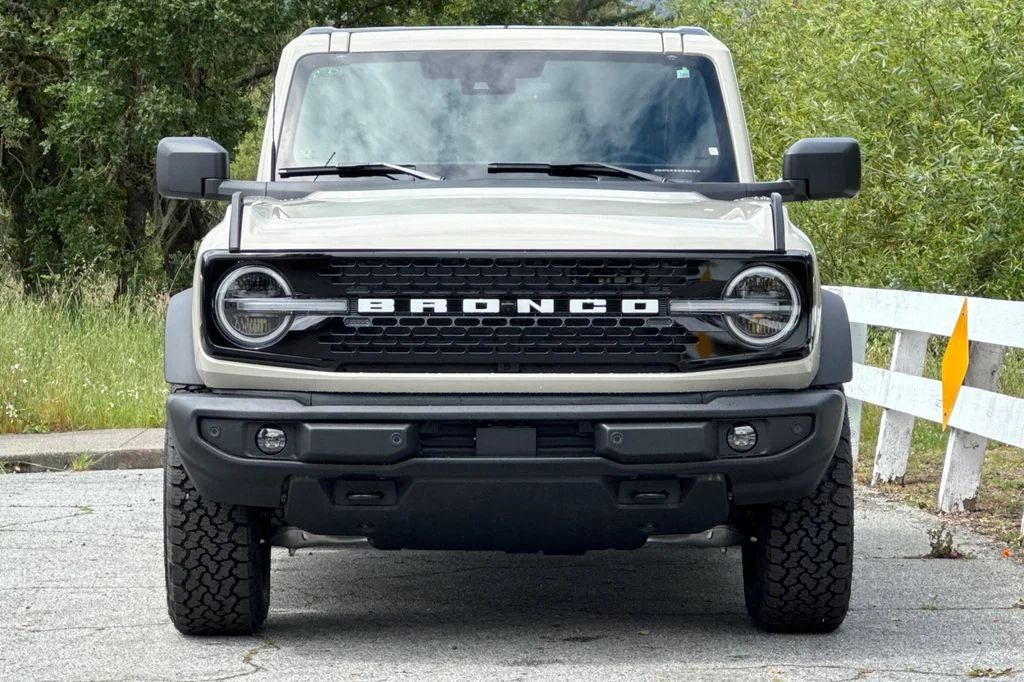 New 2026 Desert Sand Ford Outer Banks® image 9