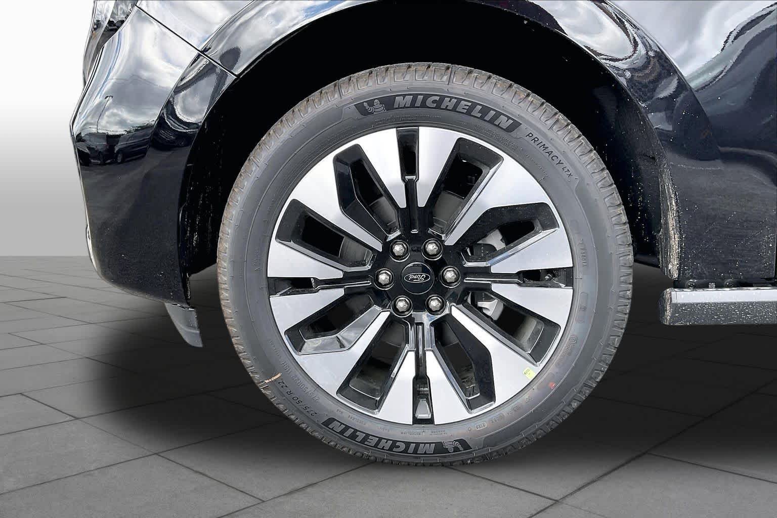 New 2027 Agate Black Metallic Ford Platinum image 8