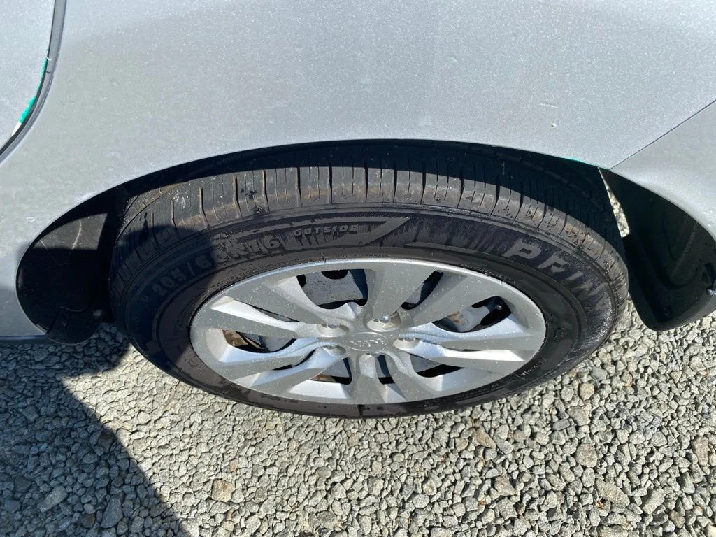 2021 Kia Soul LX - Photo 26
