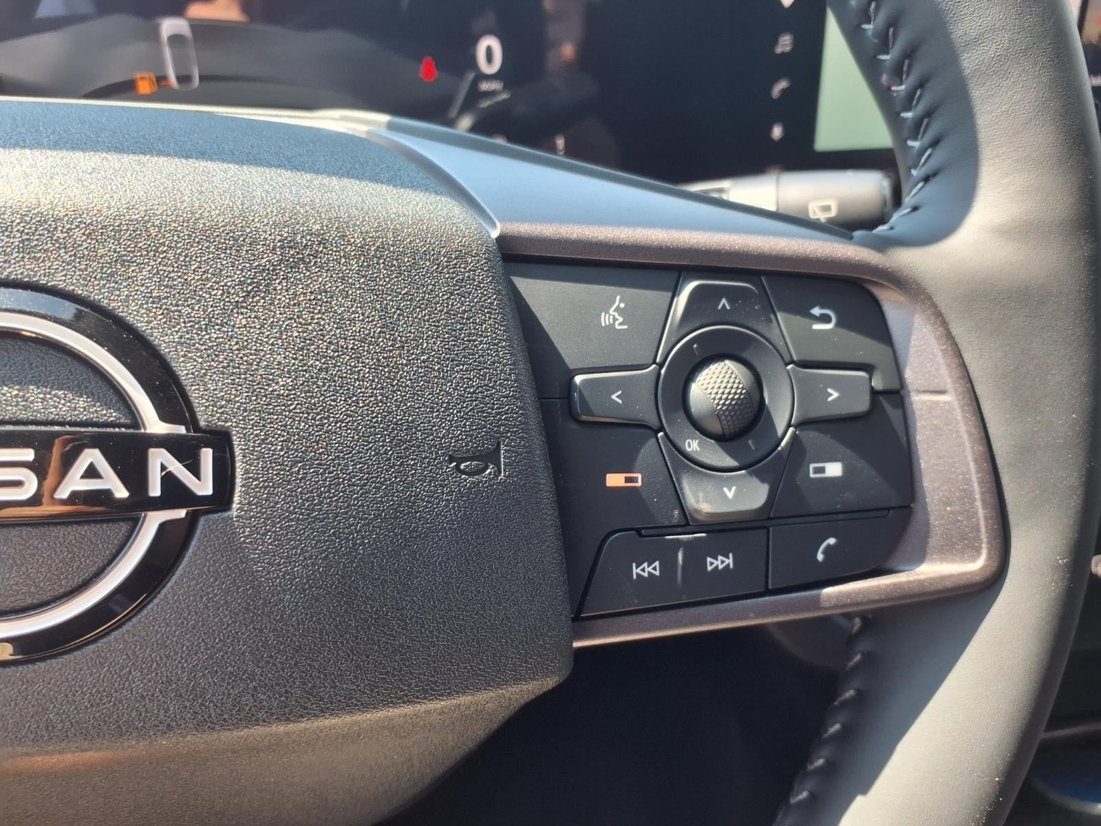2027 Nissan Murano photo 17 of 25