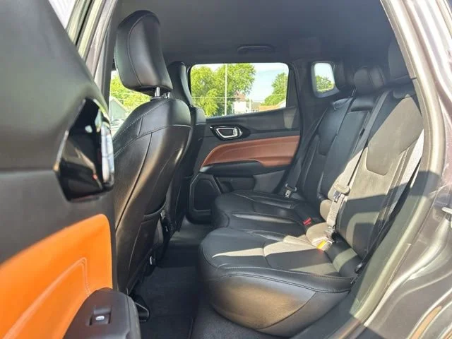 Used 2024 None Jeep Limited image 16