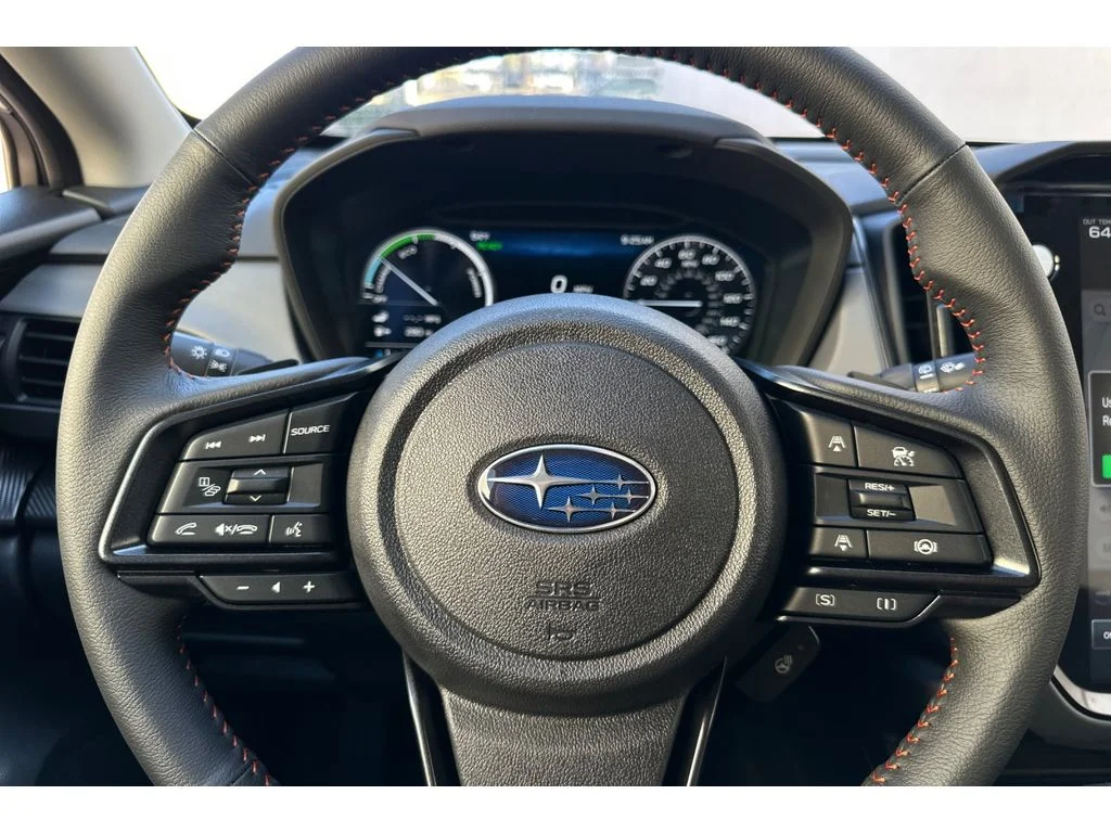 New 2026 CRYSTAL WHITE PEARL Subaru Limited Hybrid image 24