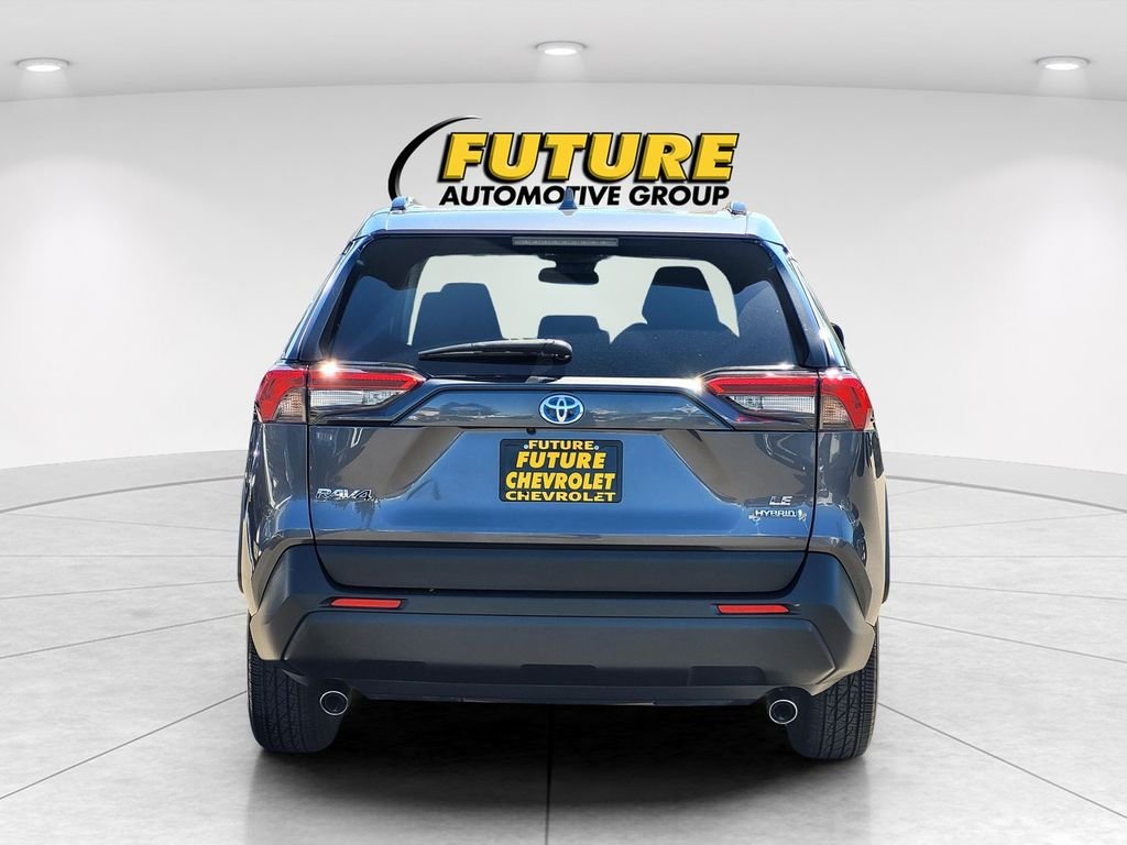 Used 2023 Gray Toyota LE image 5