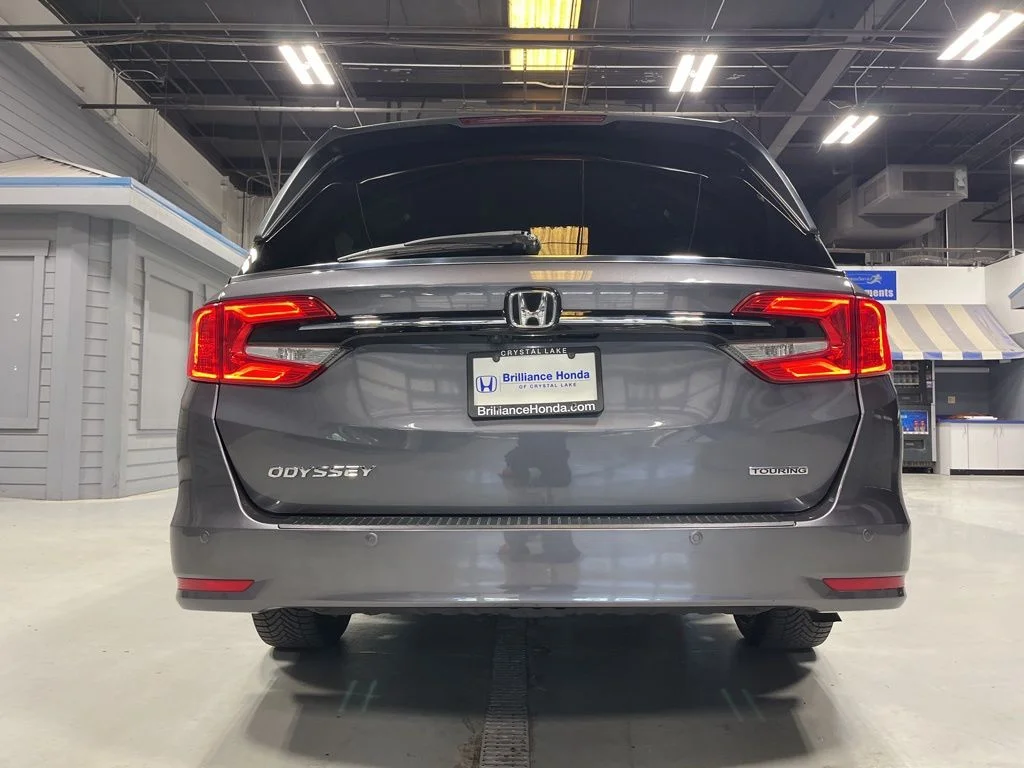 Used 2022 Modern Steel Metallic Honda Touring image 6