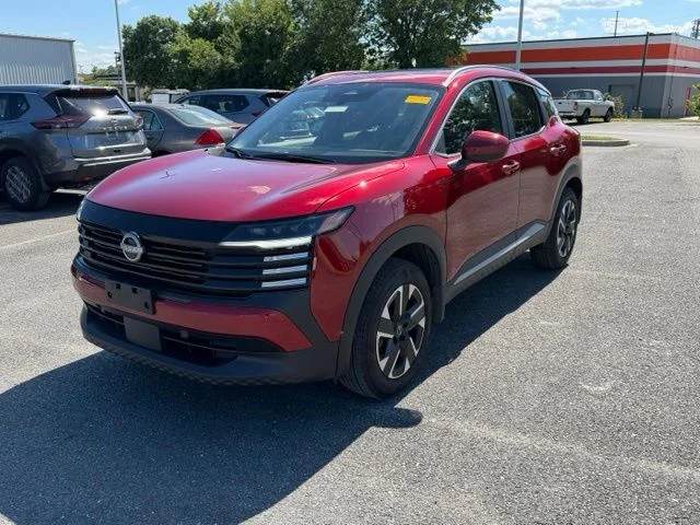 Used 2025 Scarlet Nissan SV image 3