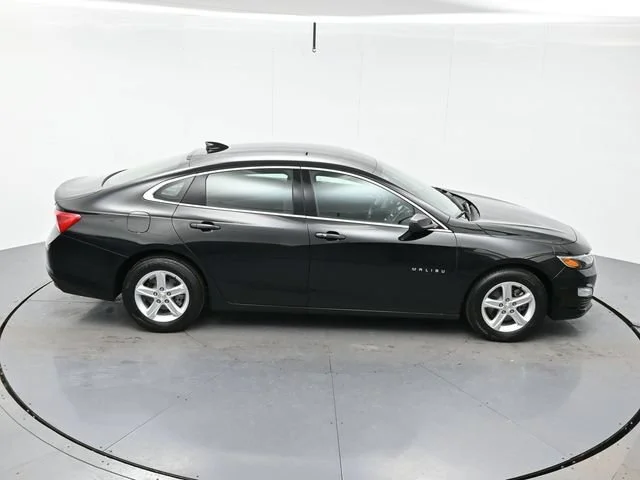 Used 2024 Mosaic Black Metallic Chevrolet 1LT image 38