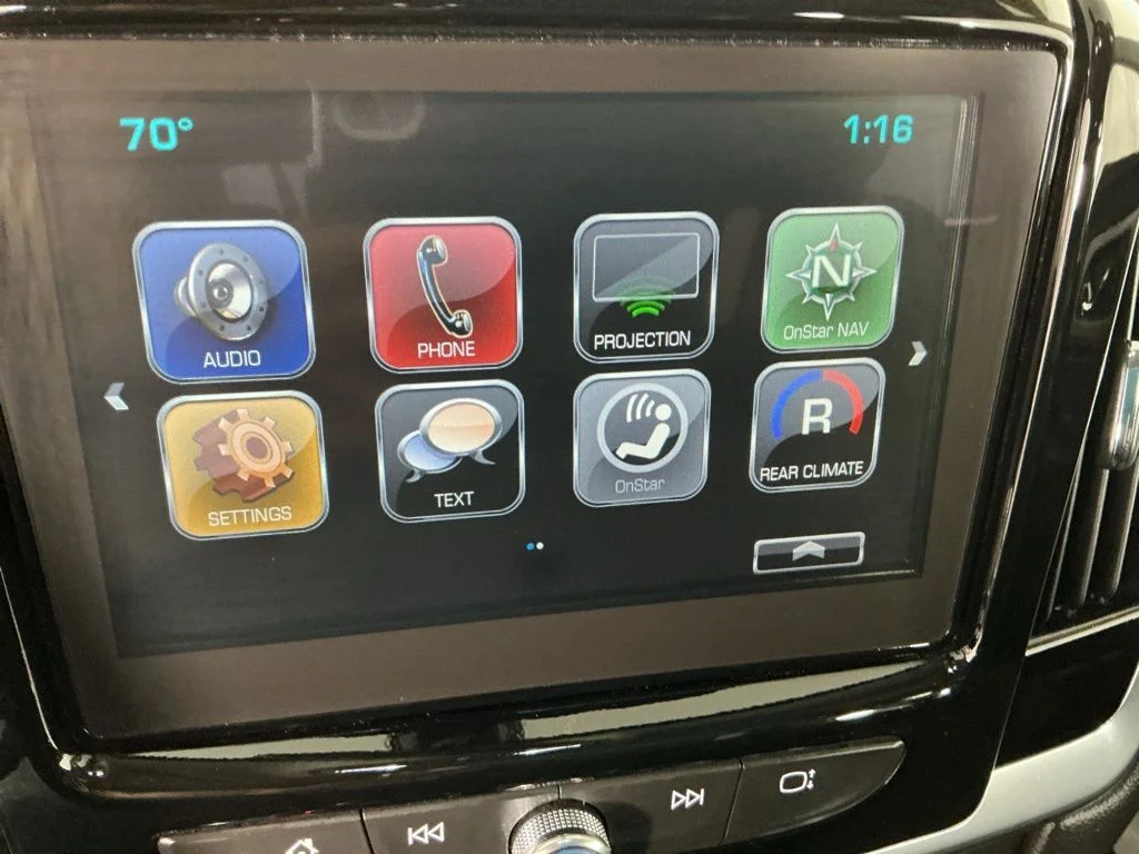 Used 2019 Gray Chevrolet LT image 21