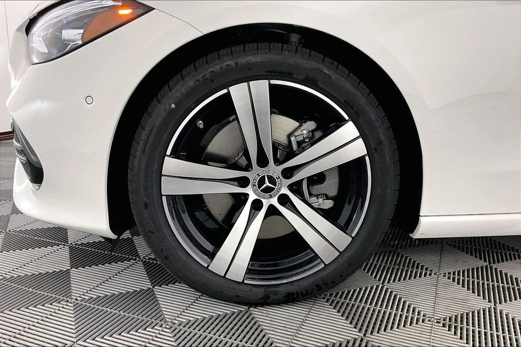New 2026 White Mercedes-Benz C 300 image 11