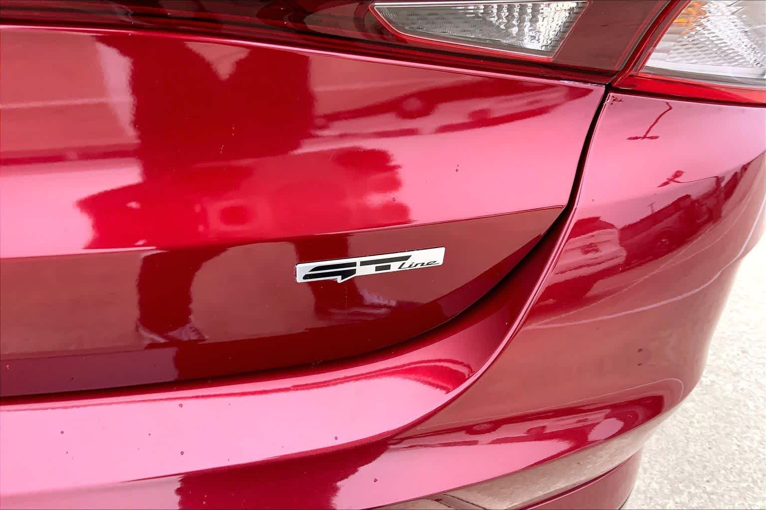Used 2023 Passion Red Kia GT-Line image 10