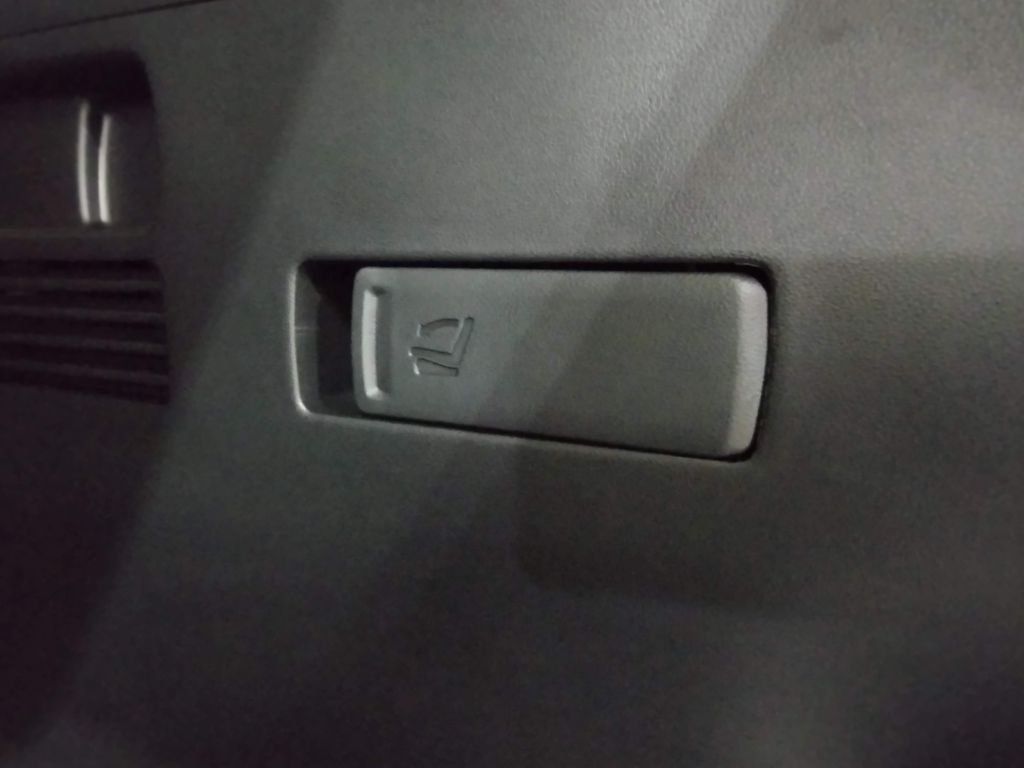 Certified Used 2026 Gray Hyundai SE image 19