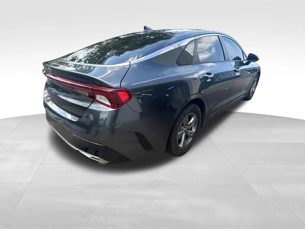 Used 2021 Gray Kia LXS image 7