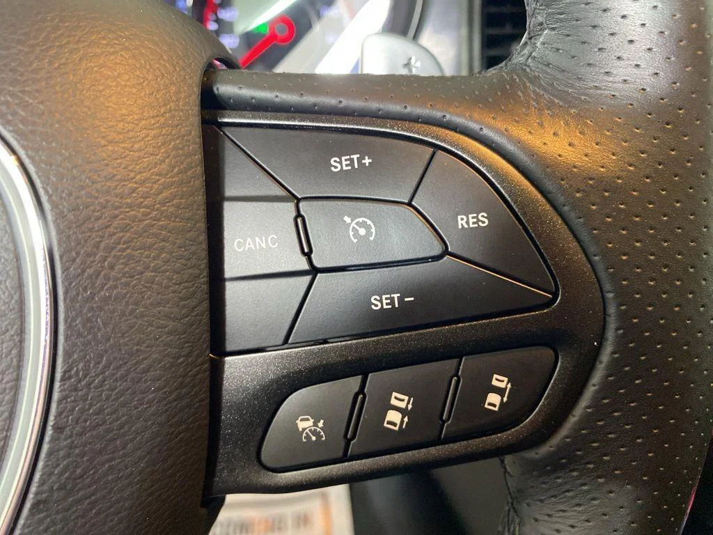 Used 2023 Sublime Metallic Dodge R/T Scat Pack image 24