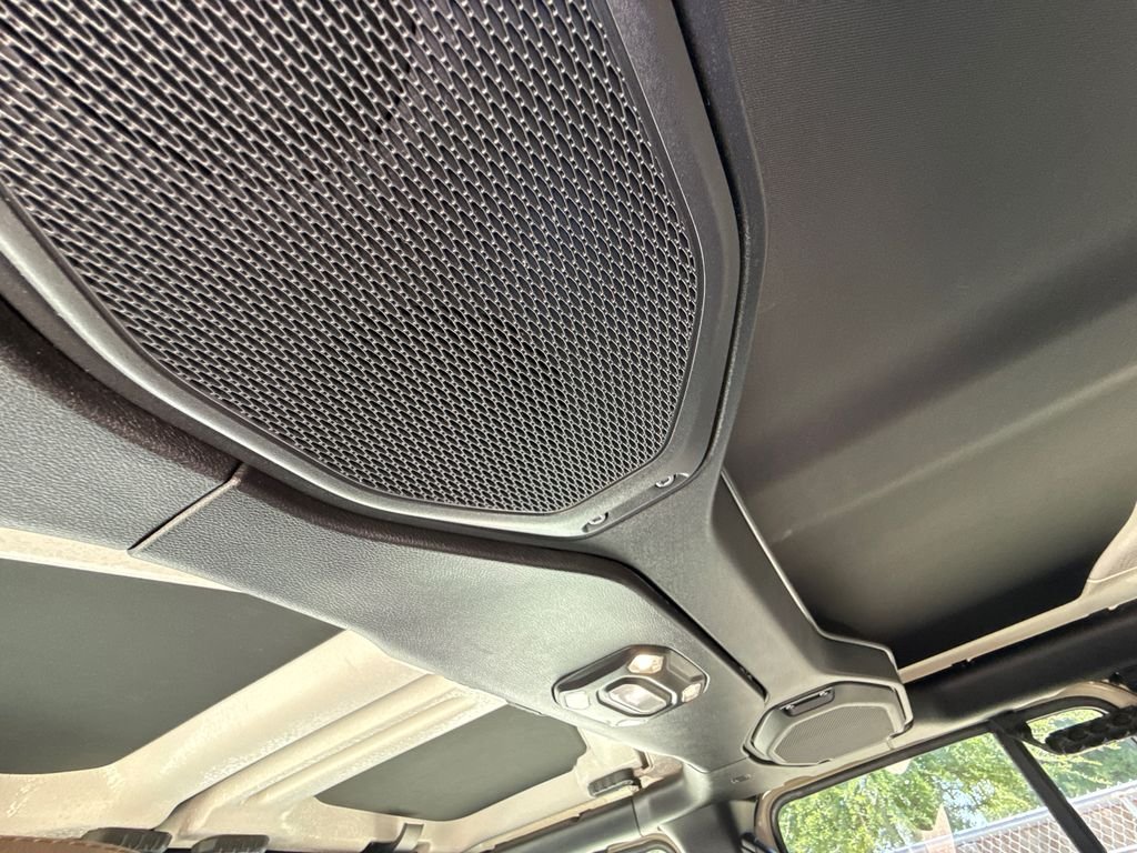 Used 2022 Beige Jeep Unlimited Rubicon 4xe image 15