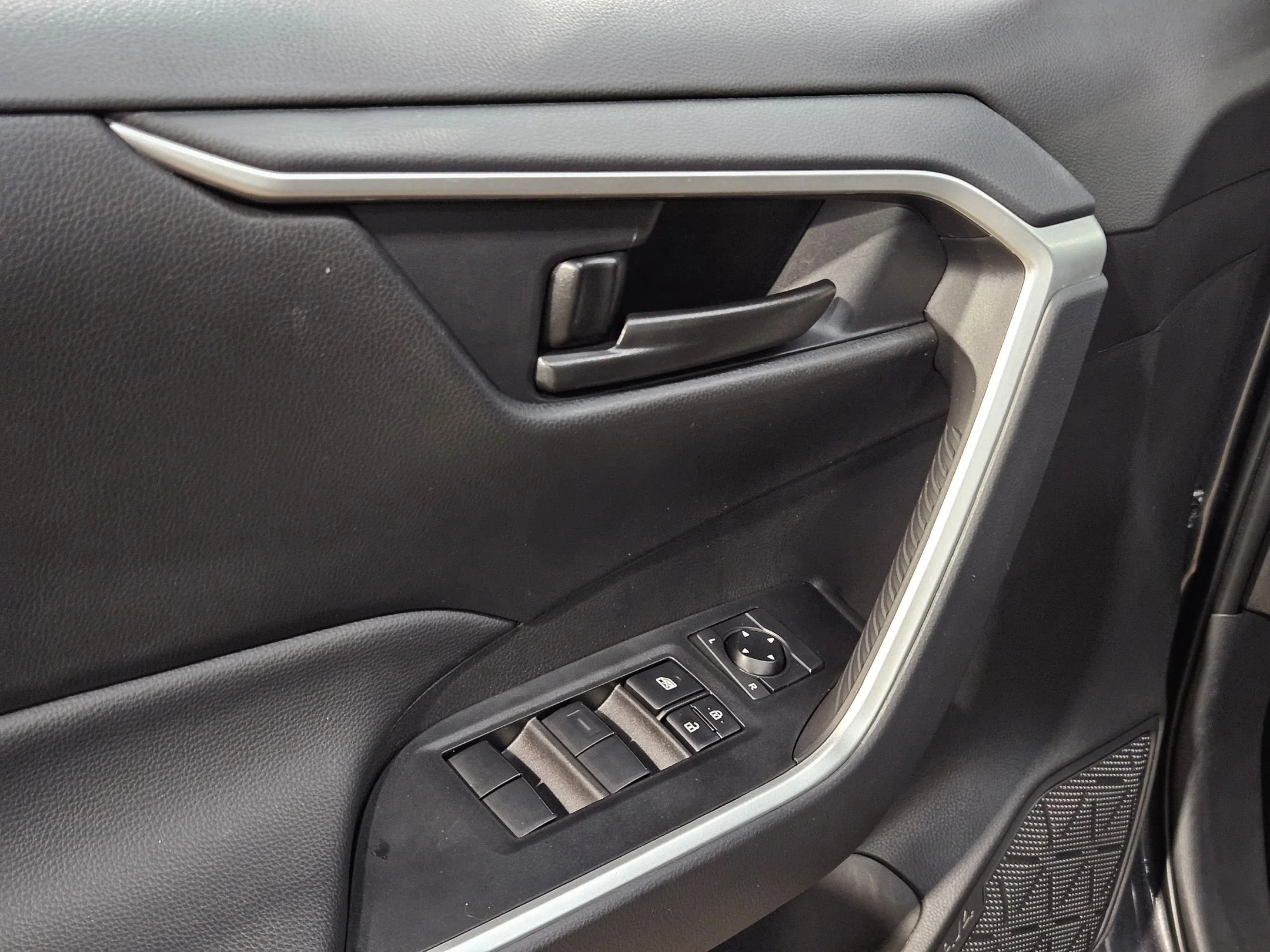 Certified Used 2025 Magnetic Gray Metallic Toyota LE image 21