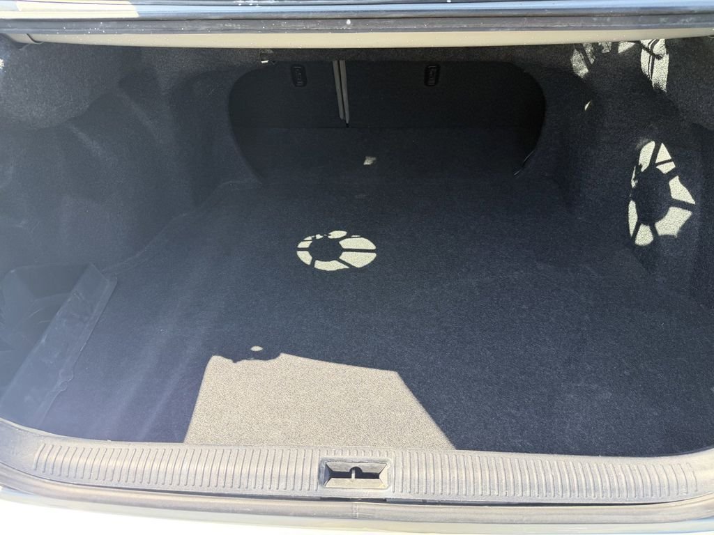 Used 2006  Toyota  image 15