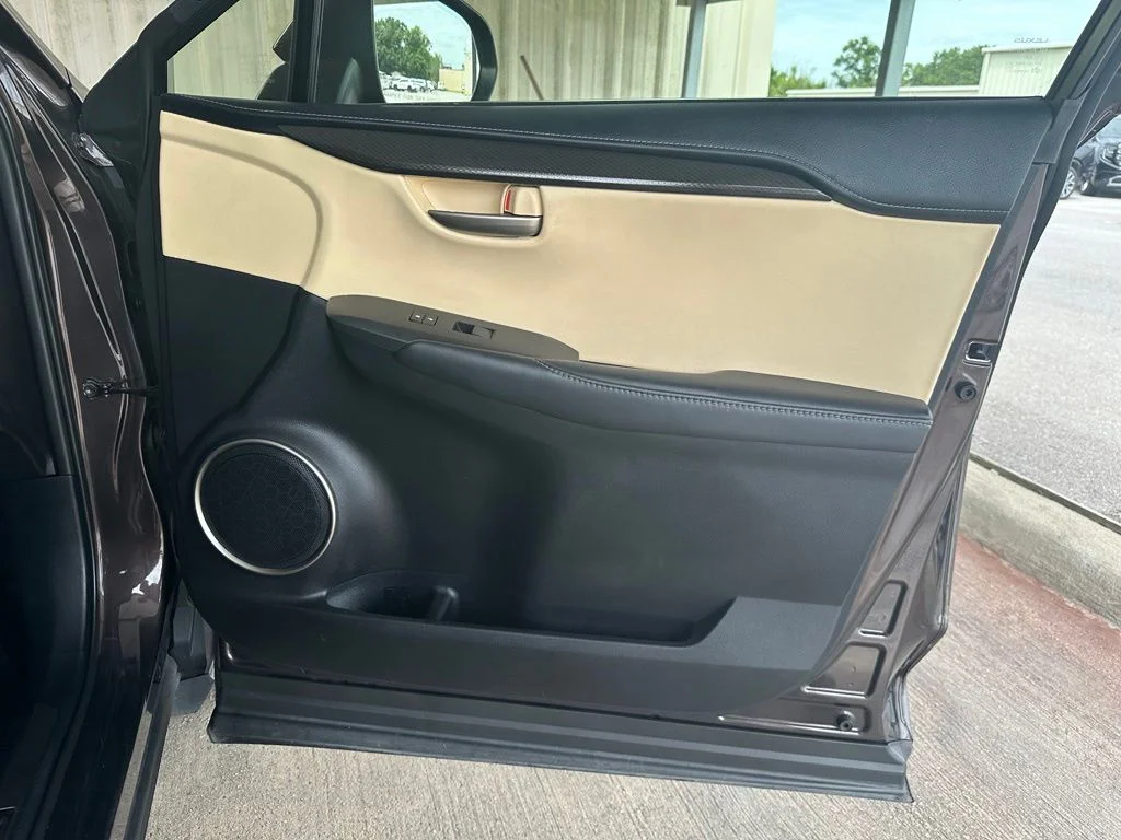 Used 2015 Red Lexus 200t image 37
