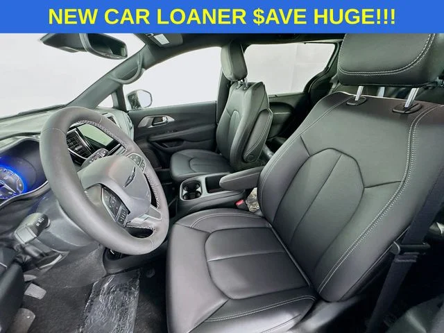 2026 Chrysler Pacifica Select - Photo 19