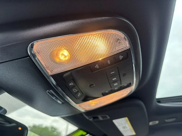 Used 2021 Blue Jeep Limited image 27