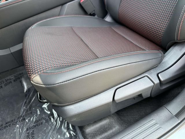 2025 Nissan Kicks SR - Photo 15