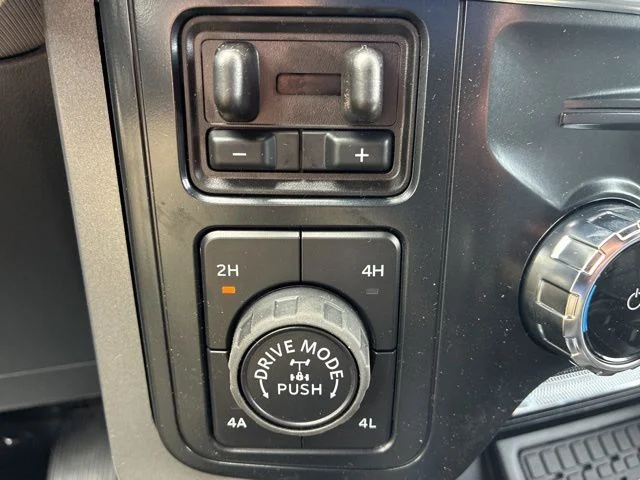 New 2026 Star White Metallic Tri-Coat Ford Lariat® image 39