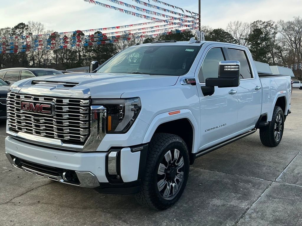 2026 GMC Sierra 3500HD Denali - Photo 8