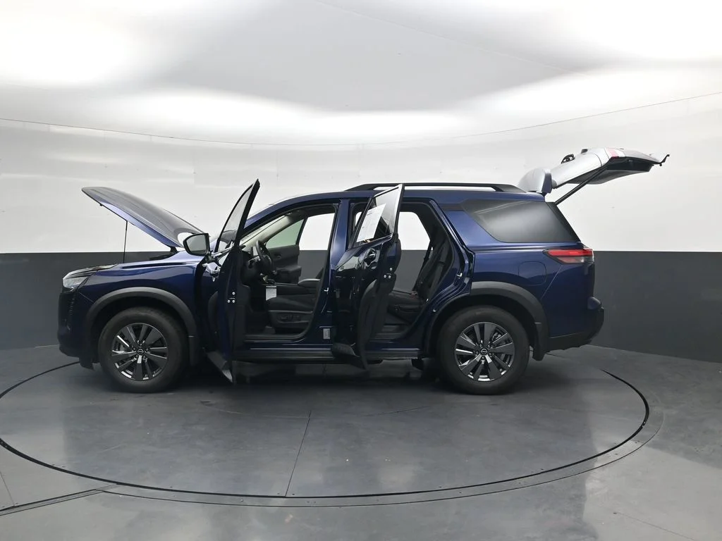 Used 2026 Blue Nissan SV image 47