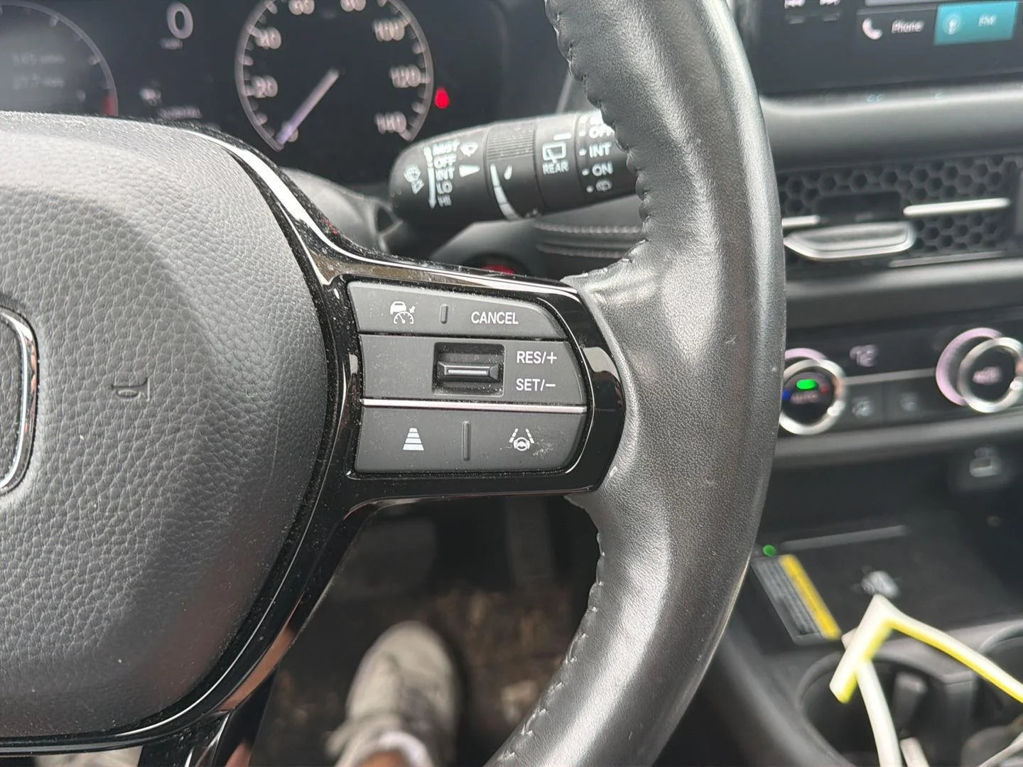 Used 2024 Modern Steel Metallic Honda EX-L image 16