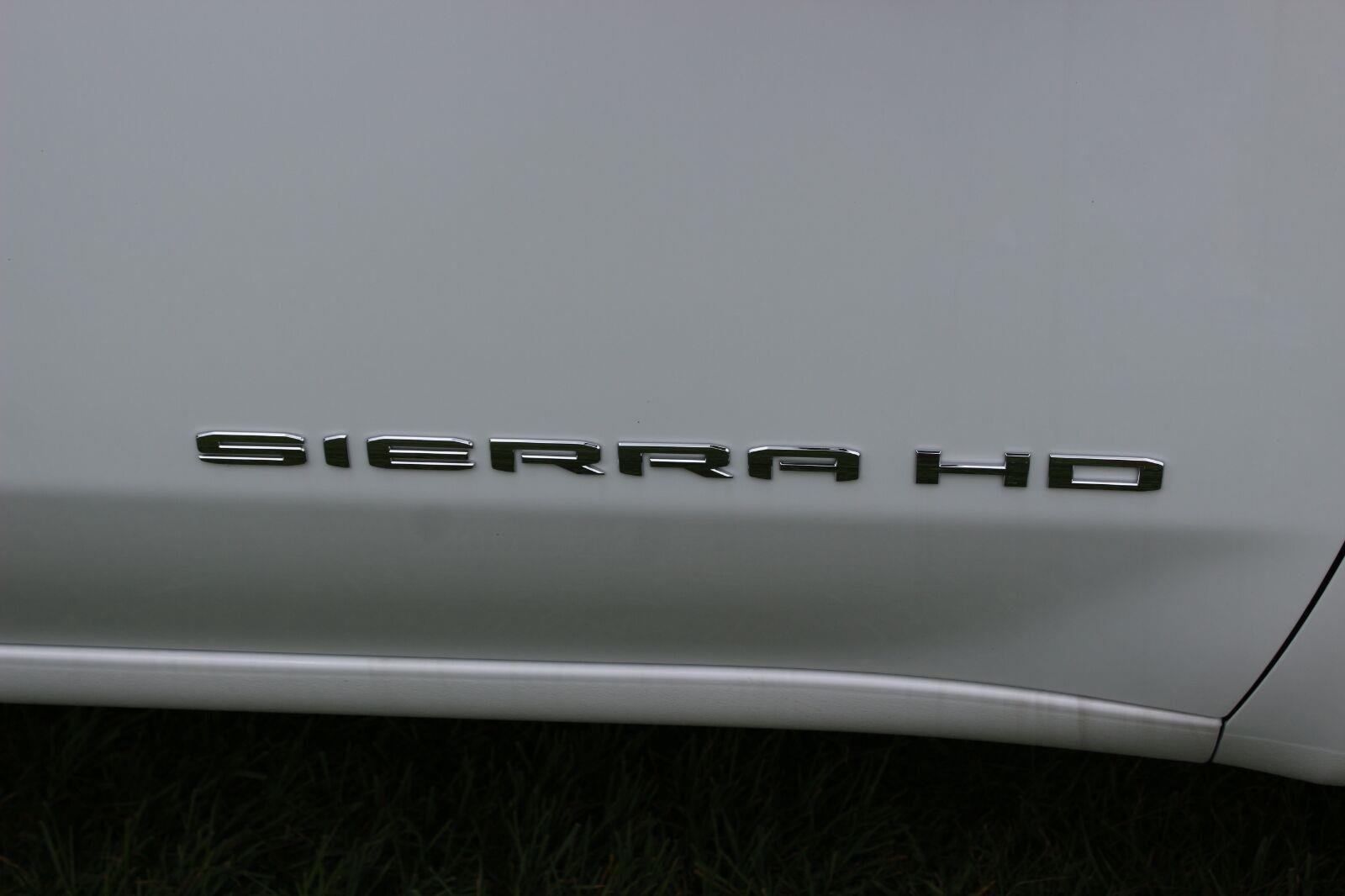 New 2026 Summit White GMC Pro image 6