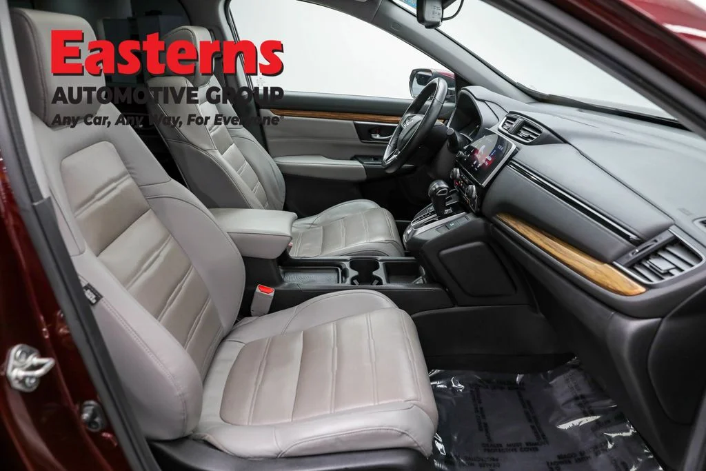 Used 2018 Red Honda Touring image 23