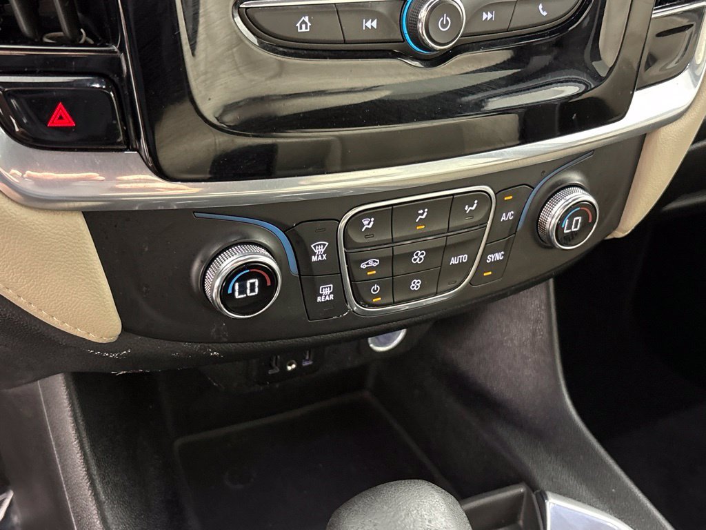 Used 2022 Blue Chevrolet LS image 47