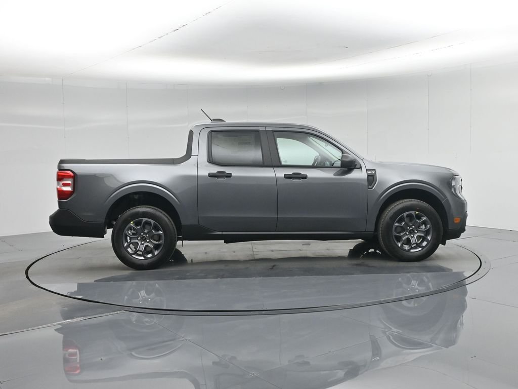 New 2026 Carbonized Gray Metallic Ford XLT image 33