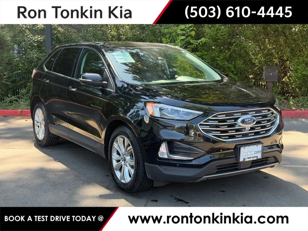 2022 Ford Edge Titanium AWD's photo