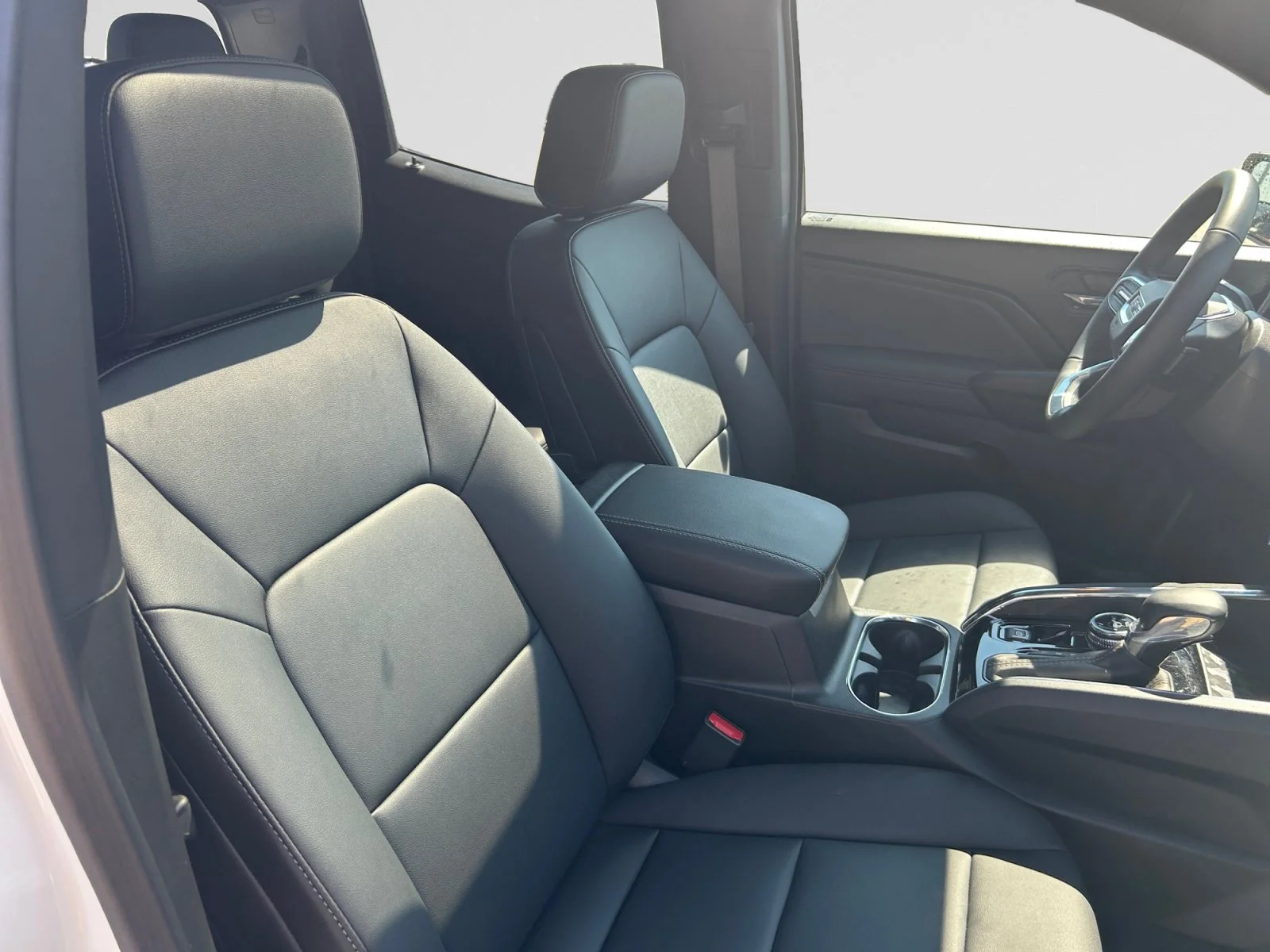 Used 2026 WHITE GMC Crew Cab ELEVATION **New Arrival** image 11