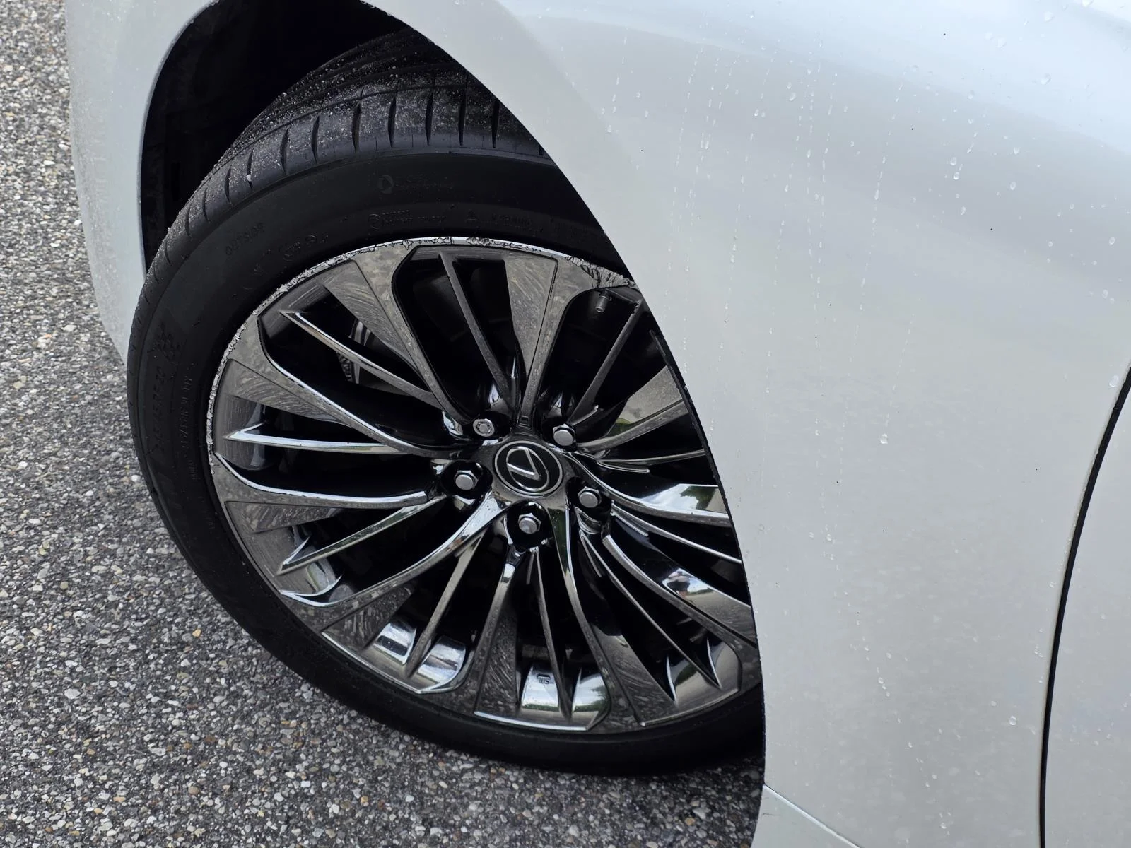 2020 Lexus LS Base - Photo 35