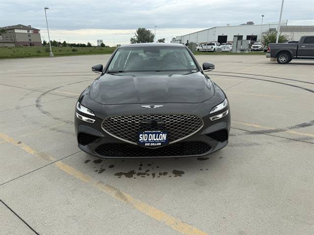 Used 2025 Makalu Gray Genesis 2.5T image 4