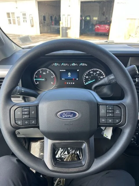 New 2026 Avalanche Ford F-350® XL image 42