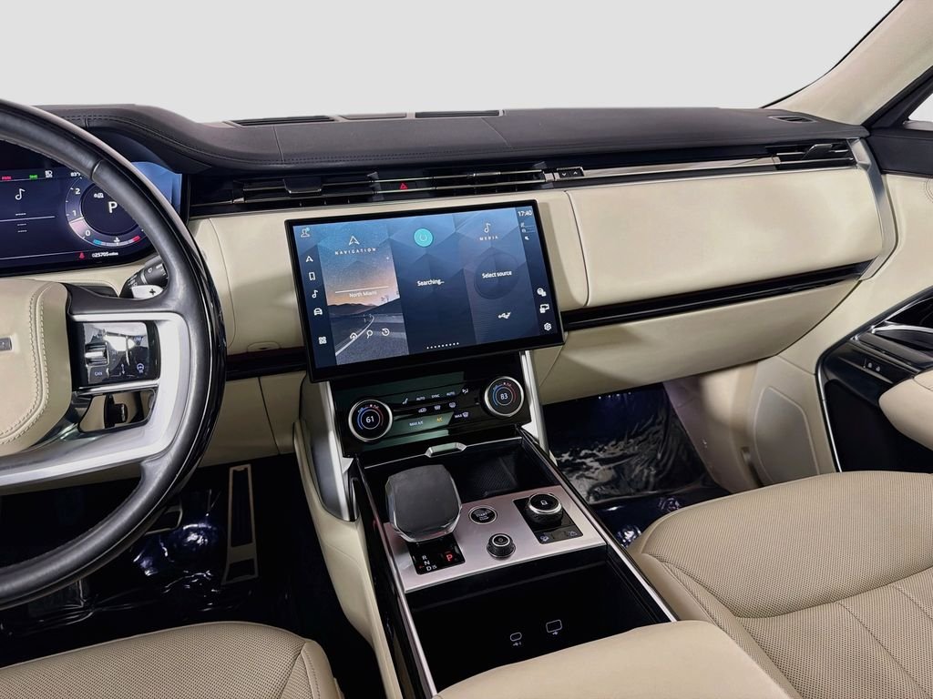 Used 2023 Black Land Rover SE image 25