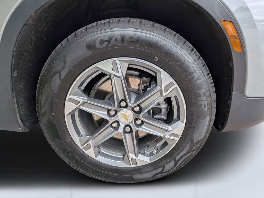 Used 2023 Gray Chevrolet LT image 10
