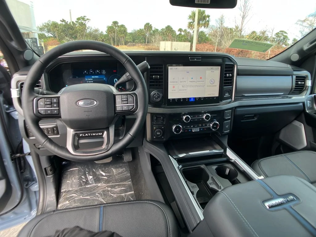 New 2026 Gray Ford Platinum image 7