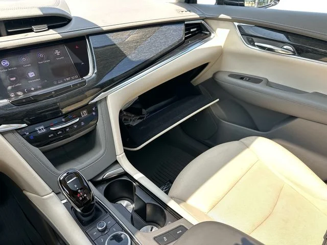 Used 2020 Black Cadillac Premium Luxury image 34