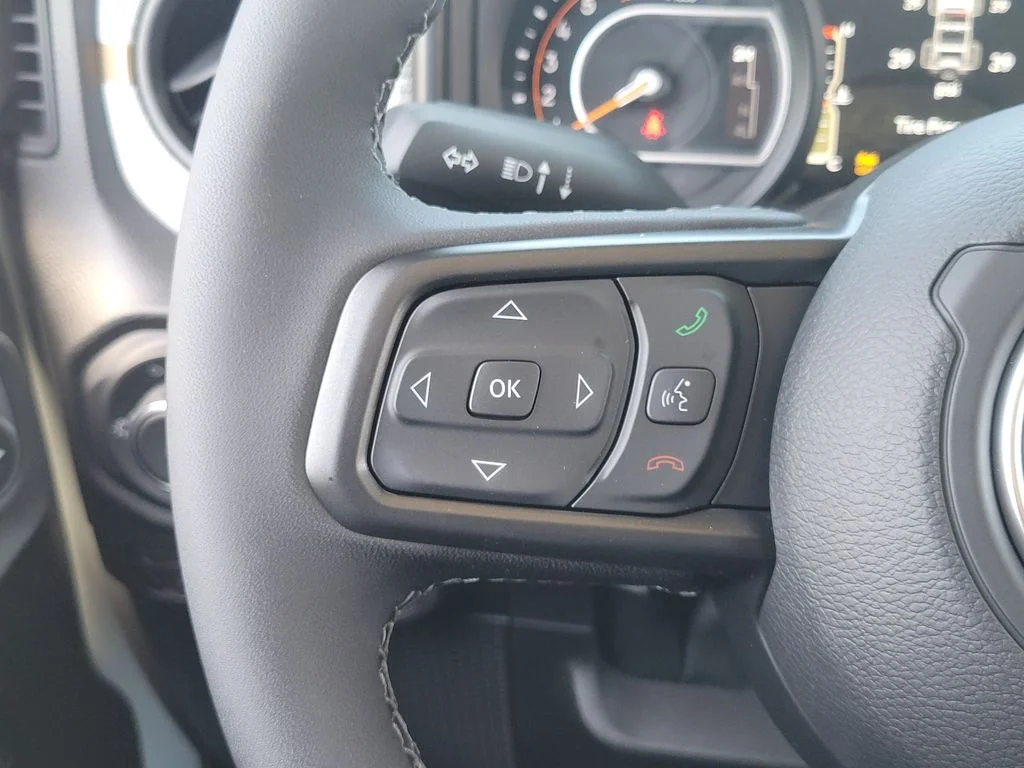 2026 Jeep Wrangler 4-Door photo 4