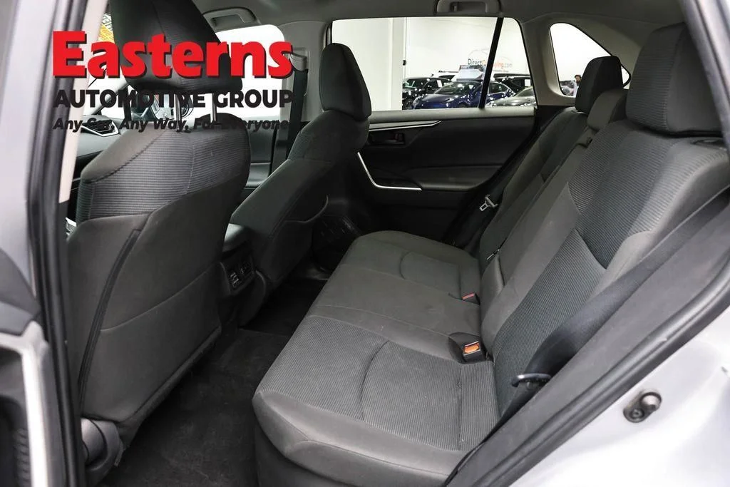 Used 2023 Silver Toyota LE image 22