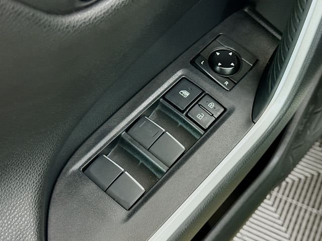 Used 2020 Blizzard Pearl Toyota XSE image 18
