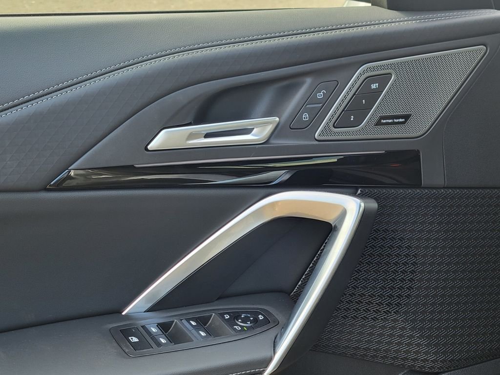 2026 BMW X2 28i - Photo 18