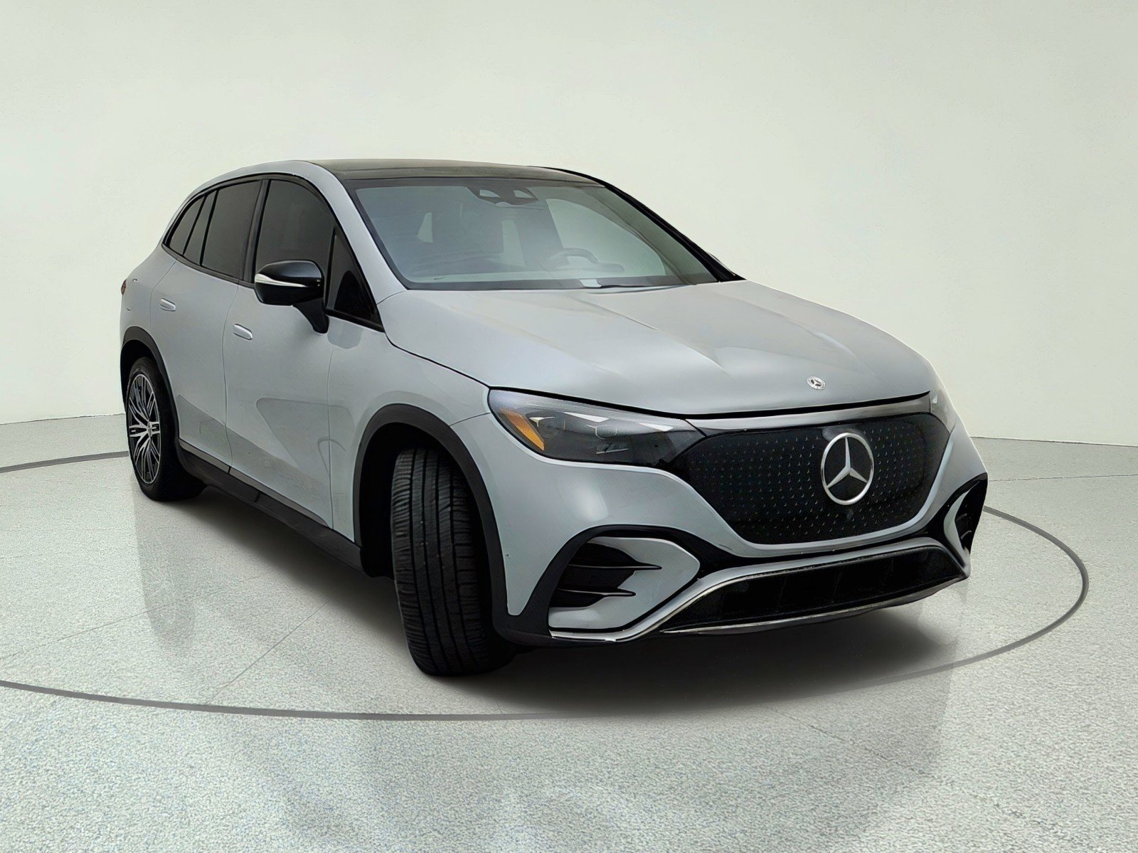 Certified Used 2024 MANUFAKTUR Alpine Grey Mercedes-Benz EQE 350+ image 4