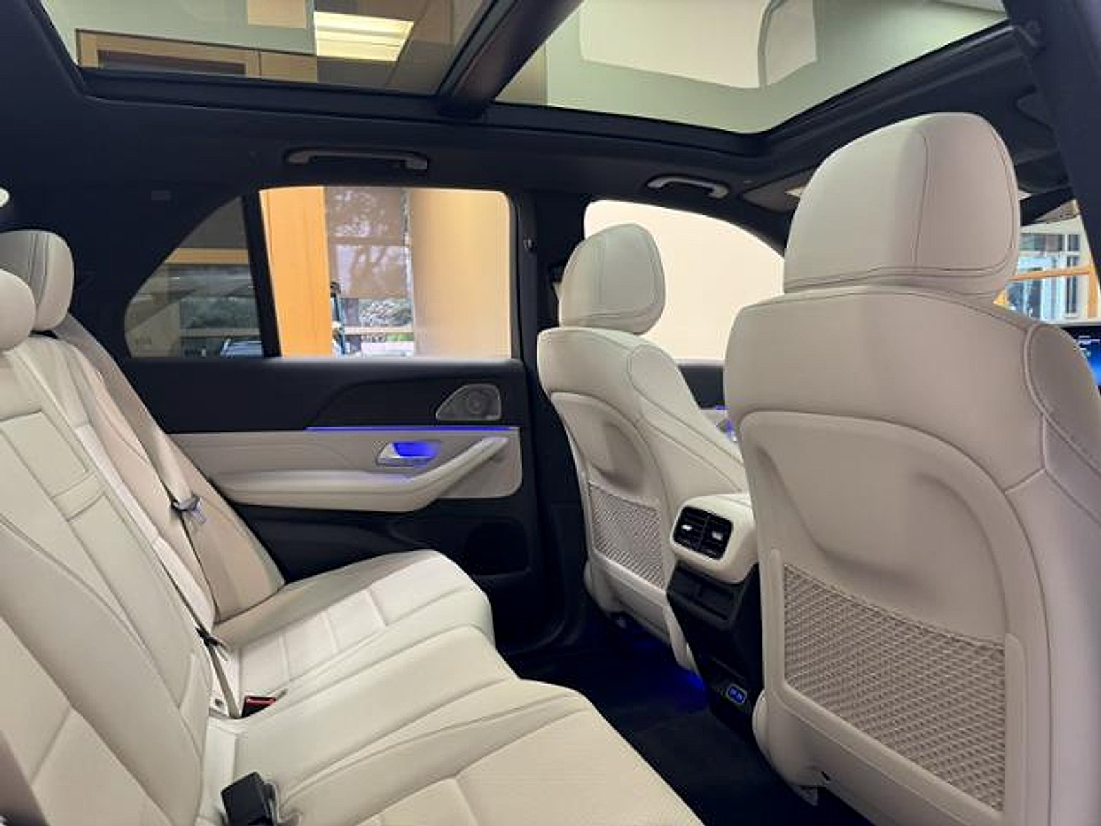 Certified Used 2026 Polar White Mercedes-Benz  image 20