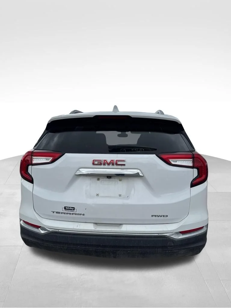 Used 2023 White GMC SLT image 5