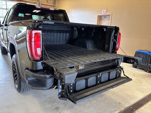 Used 2023 Onyx Black GMC AT4 image 24
