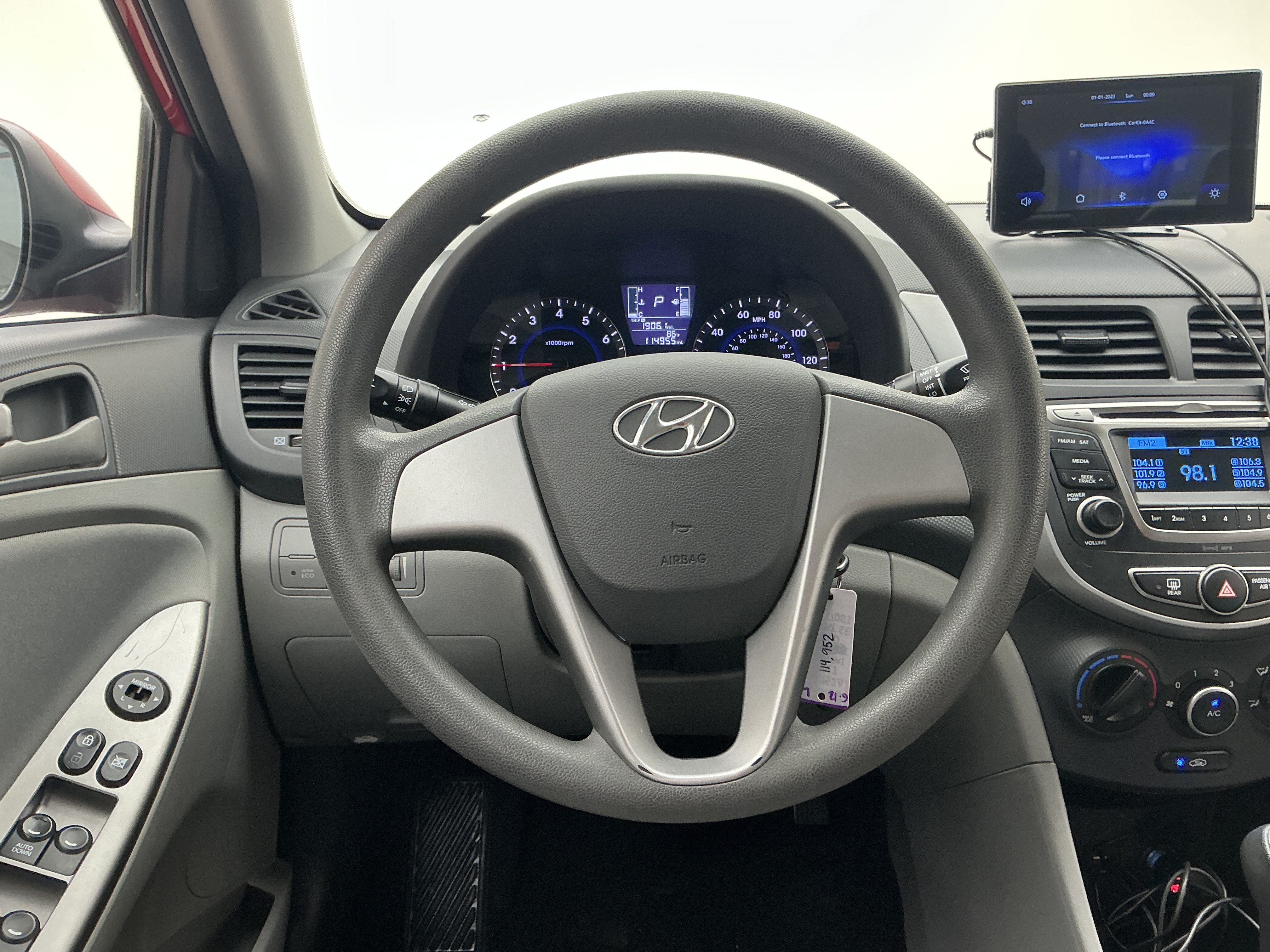 Used 2017 Boston Red Metallic Hyundai SE image 21