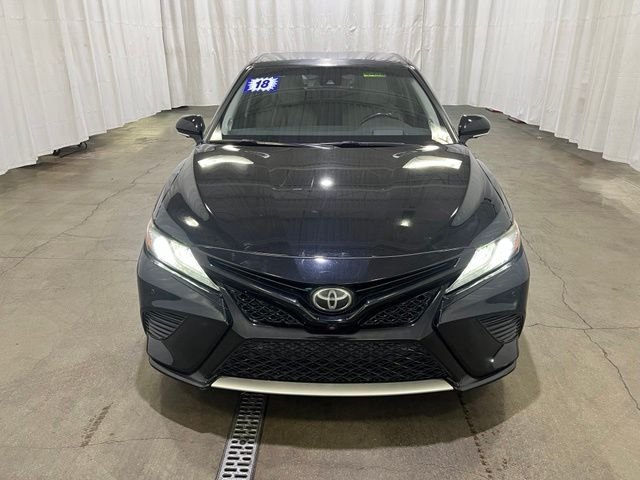 Certified Used 2018 Black Toyota XSE V6 image 9